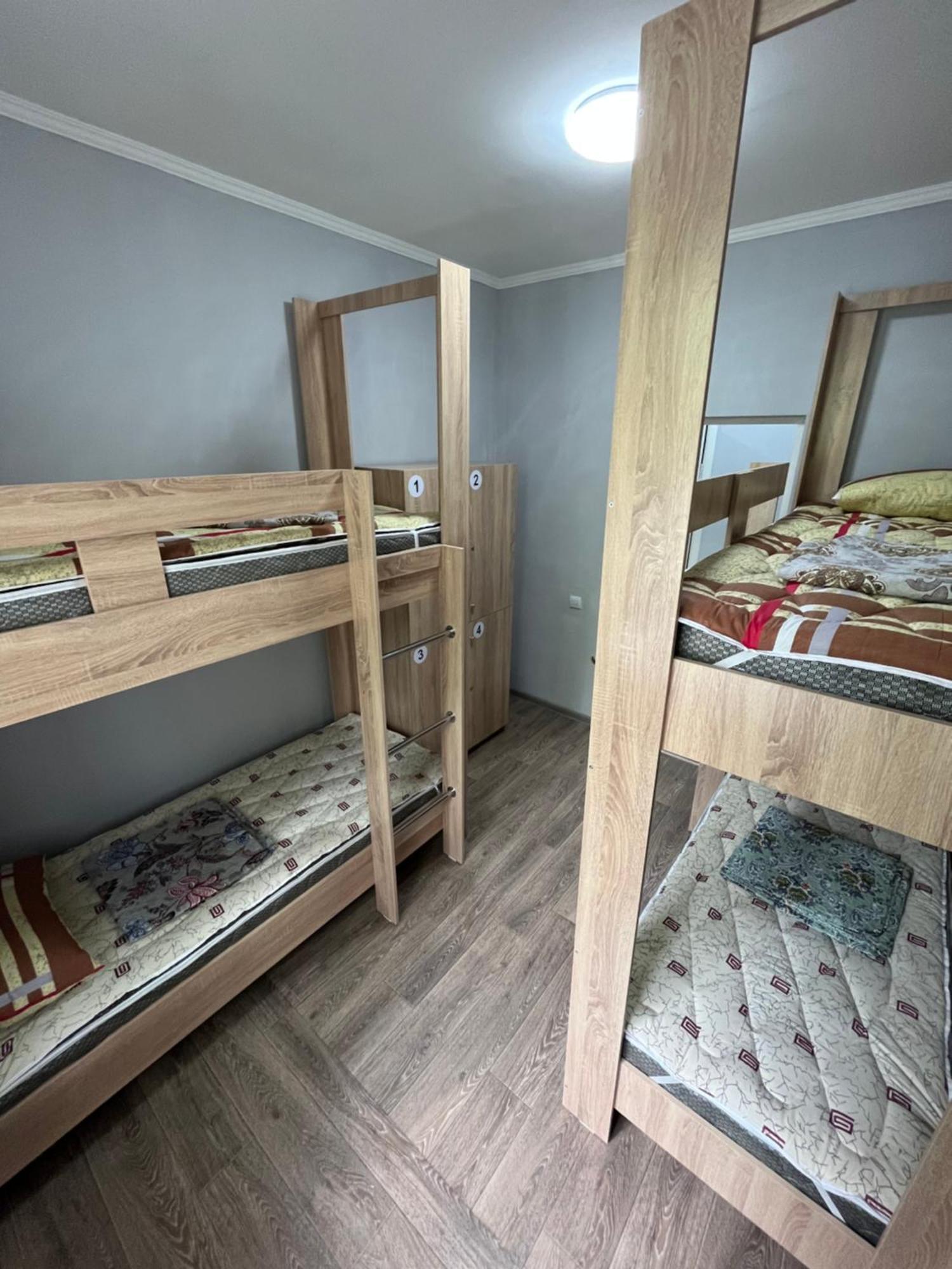 Hostel64 Алма Ата Екстериор снимка