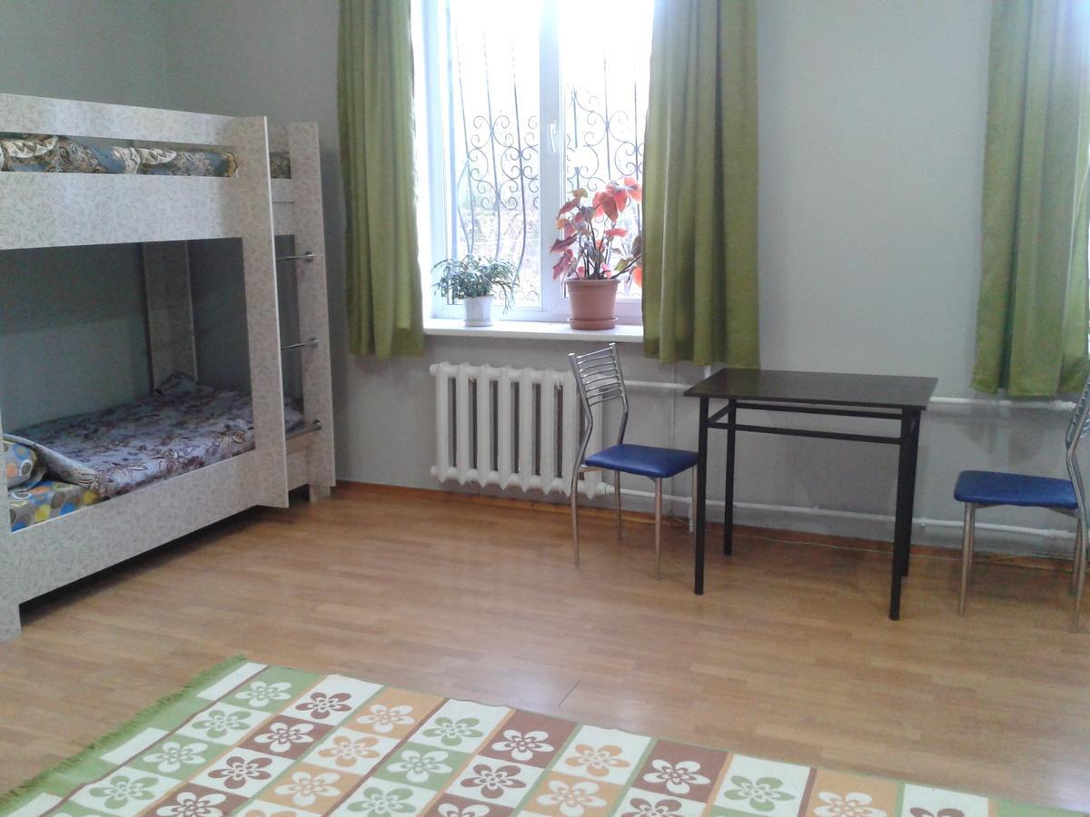 Hostel64 Алма Ата Екстериор снимка