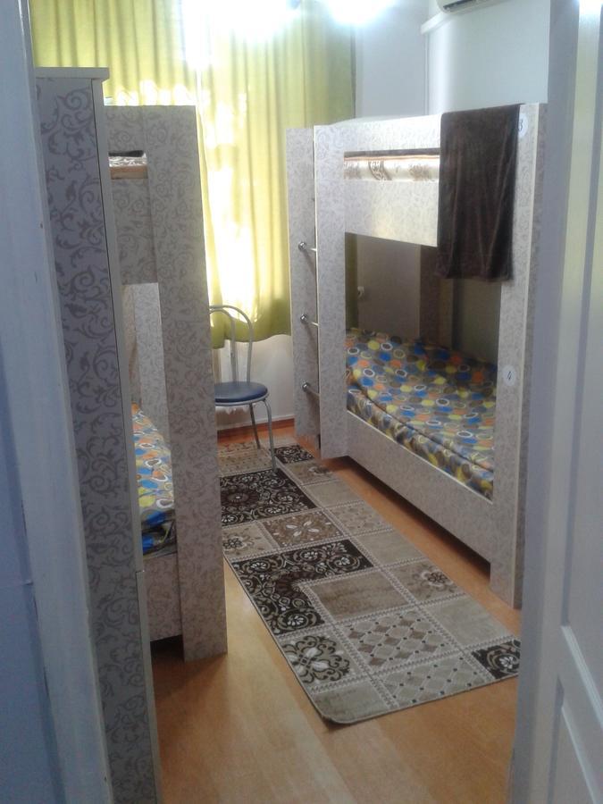 Hostel64 Алма Ата Екстериор снимка